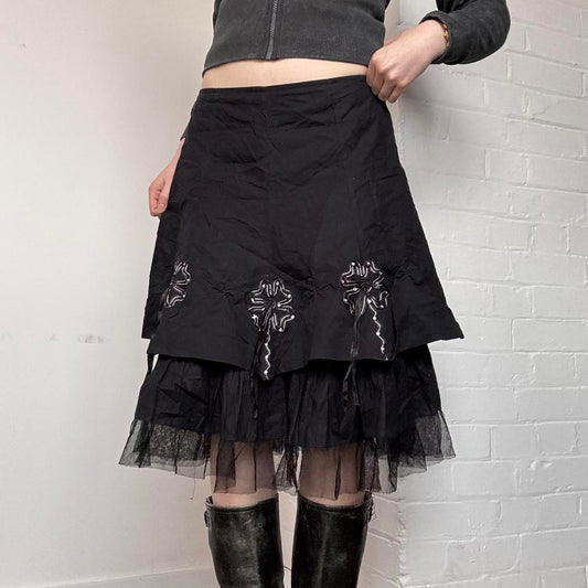 Black Midi skirt